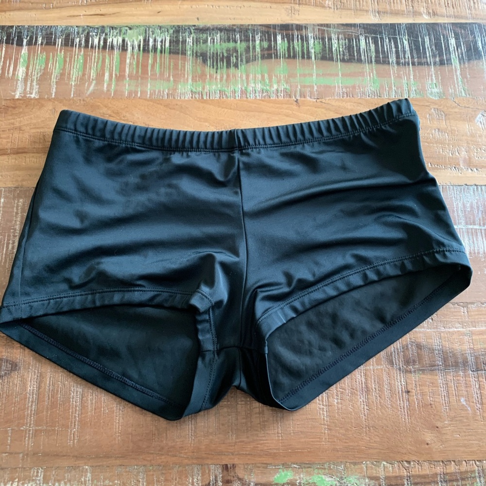 Women’s swim shorts